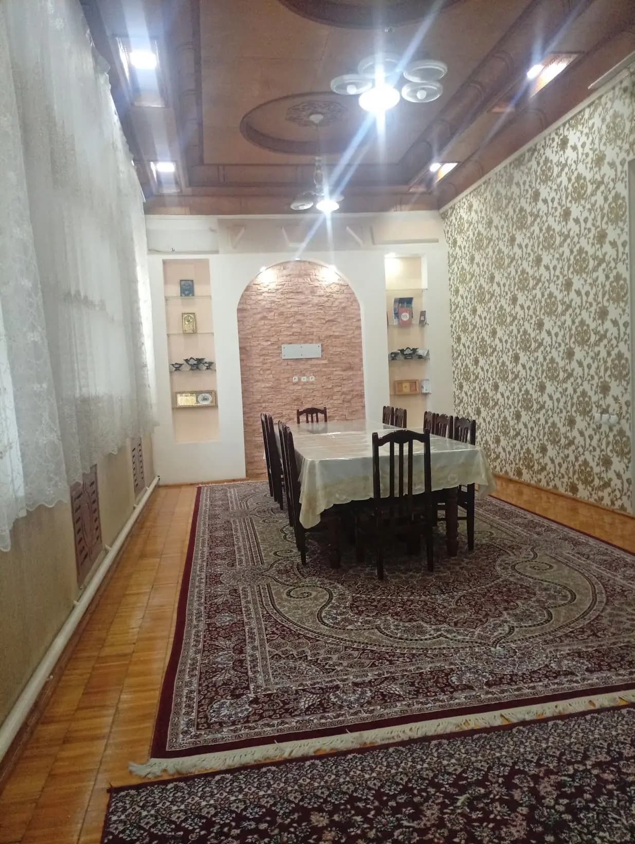 Nazarbek Xarakatda 4 sotix 6 xona uchastka sotiladi. Narxi 116000y.e. — 4