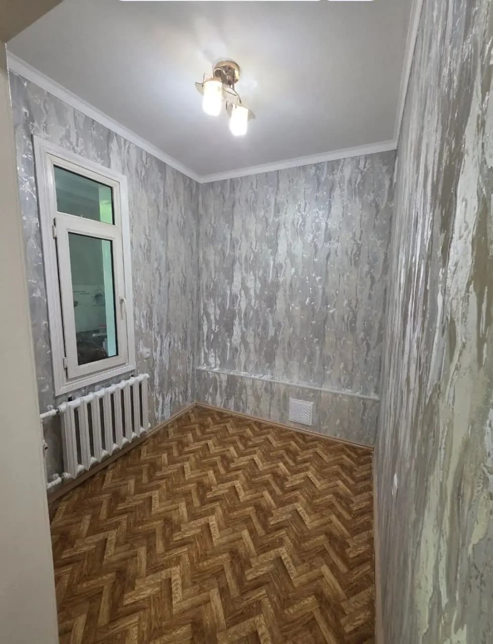 ПРОДАЕТСЯ 2/2/4 на:Юнусобод 15 #Юнусабадский_район Ор.р:метро Туркестан — 5