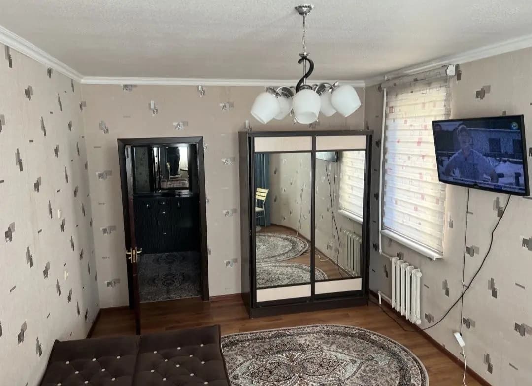 📊Chilonzor 15. Uchtepa Xokimyat oldi. 43m²+Balkon. Mebel+tehnika — 1