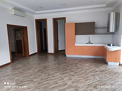 Продается готовый бизнес с арендатором 20.000y.e. в месяц — 5