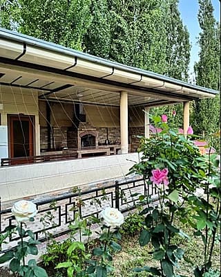 Kotta dacha ulfat kotta oilalar uchun 70 sotix — 2
