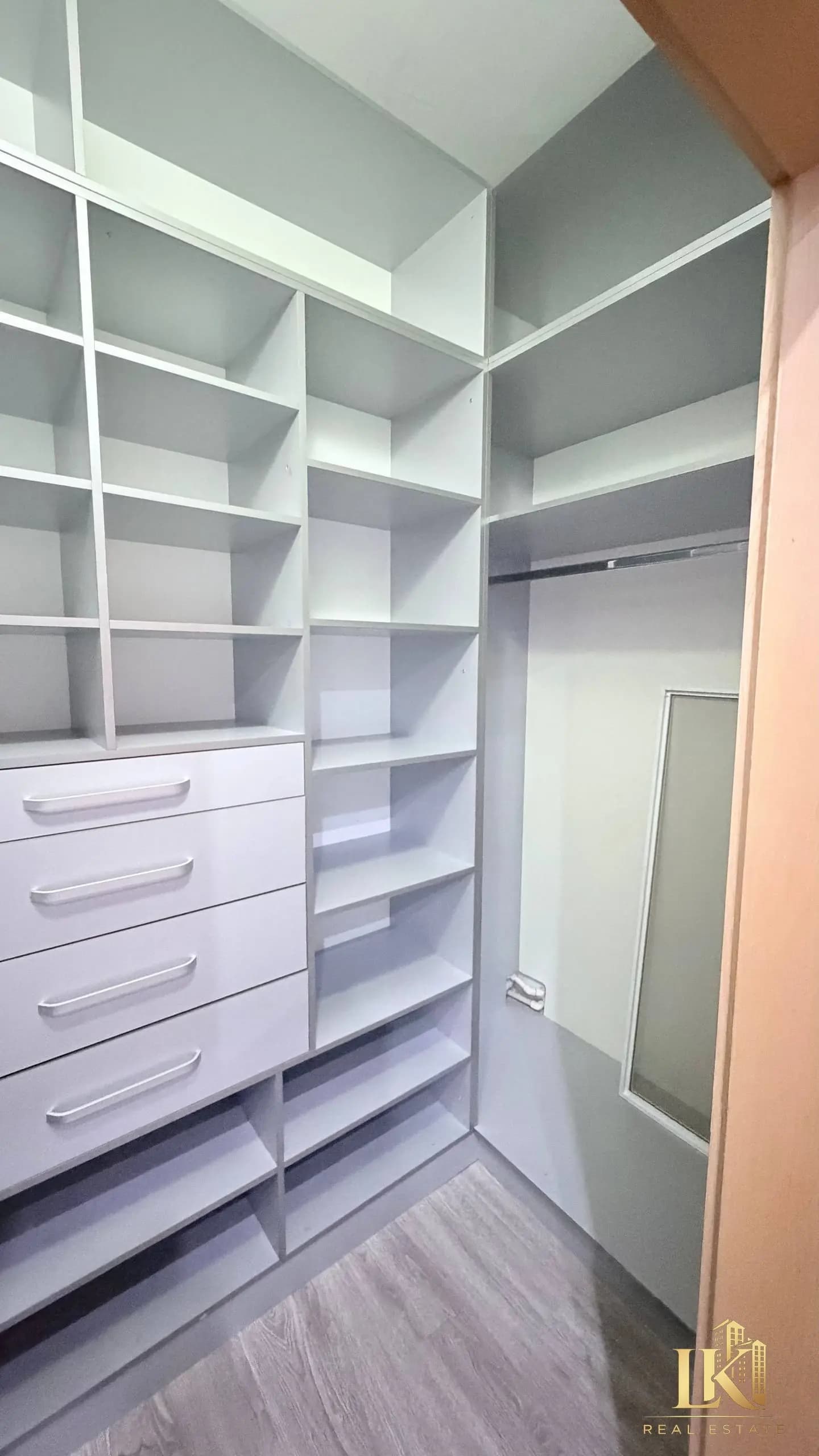 #9800 Продаётся: Мирабадский район Рядом м. Ташкент Улица Айбека Ор-р: "Shox Med Center"/ Госпитальн — 2