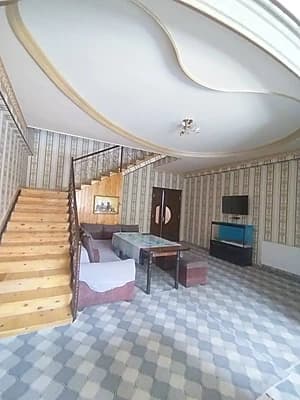 Янгийўл шаҳрида Тахта Кўприк  6 хонали квартира сотилади — 7