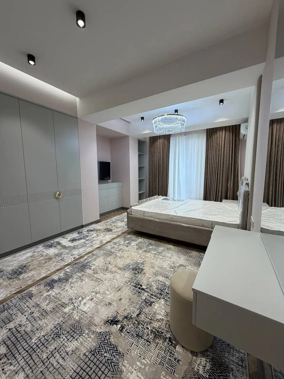 Продается 3х комнатная квартира,ЖК Кипарис,Юнусабадский,98м2 — 2