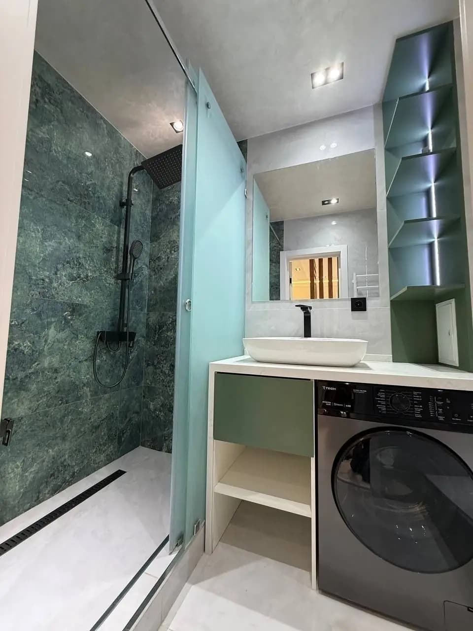 Юнусабад 14 квартал 3/13/16 (84м²+28м²) балкон  Ориентир:Сайрам перекрёстка — 3