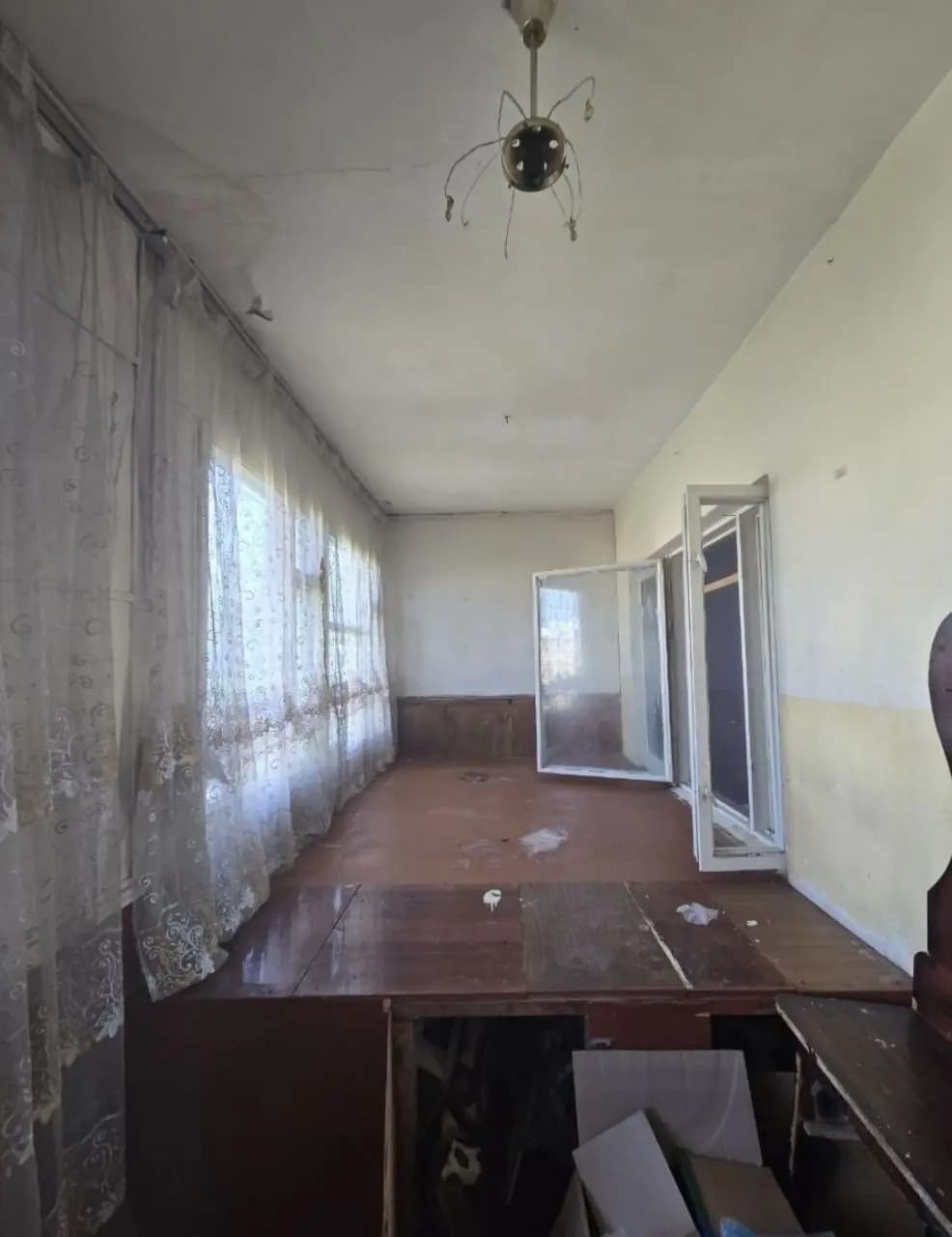 2/4/5 Балкон2/6 Разделка 60м² Сергели-4 Метро 10мин, Продаётся- — 2