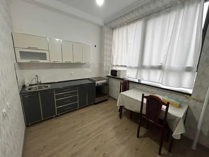 Новостройка, 1 комнатная 6 этаж 12 этажного дома — 4