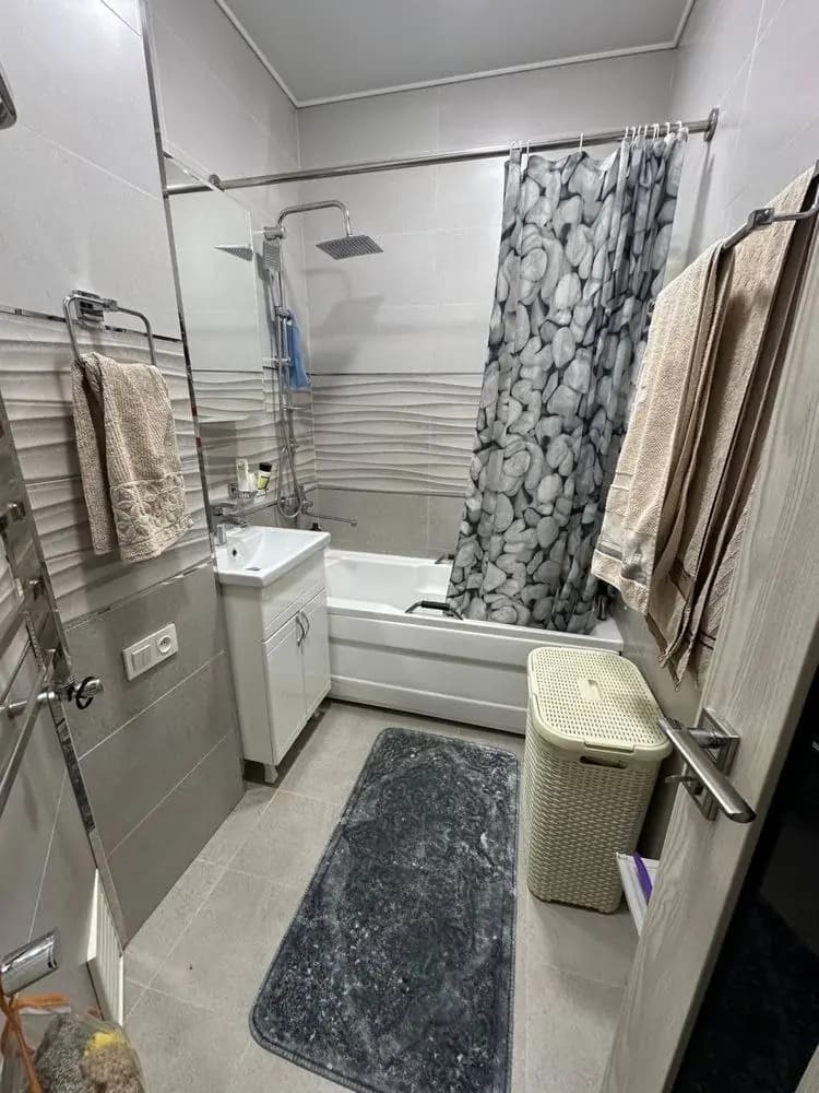 V5741 ПРОДАЕТСЯ 3/8/9 на:Новза Метро #Чиланзарский_район Ор.р:Педогогический Институт — 5