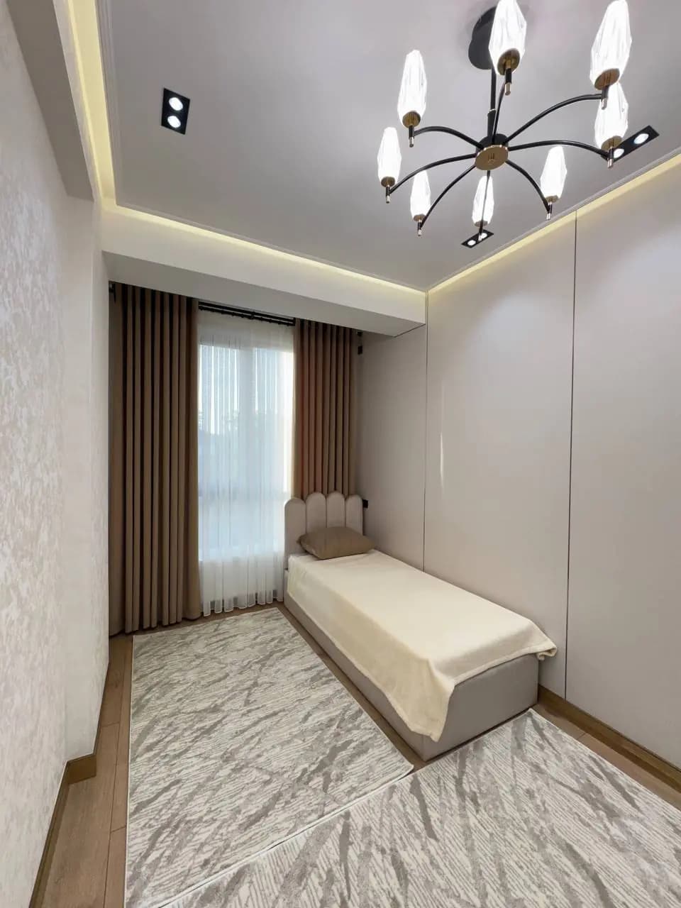 Prestige Gardens  Yakkasaroy Shota Rustaveli Ориентир: Asia Tashkent гостиница 4/5/14 78кв.м — 1