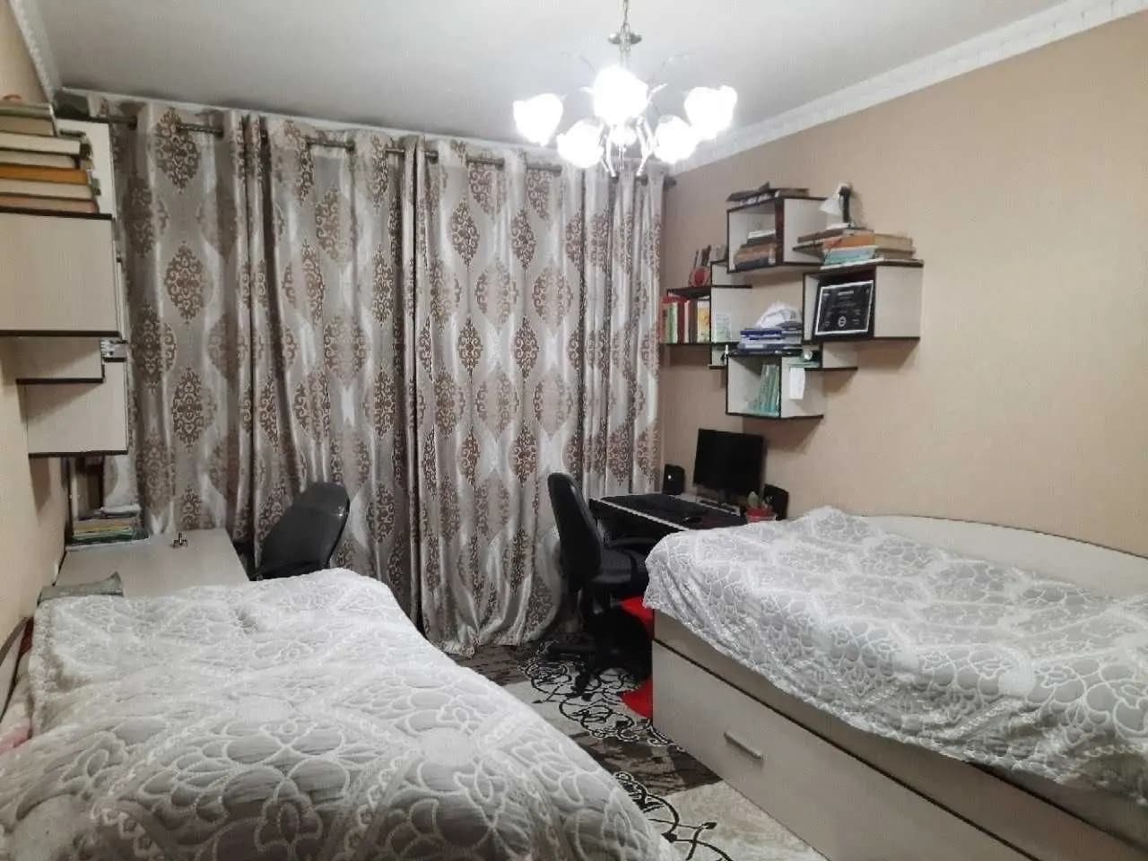 Шота Руставели  3/2/5 — 3