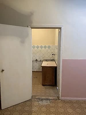 Ялангач. ЭКО базар. Парк Локомотив. Продаётся 1ком квартира — 3
