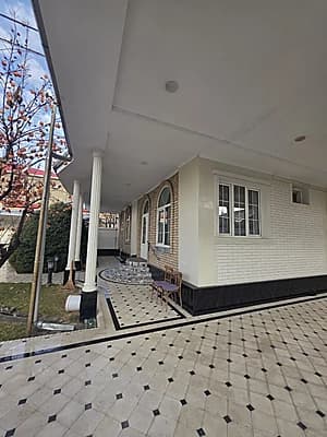 Чирчик шахрида Гулистон маҳаллада  ховли сотилади — 6