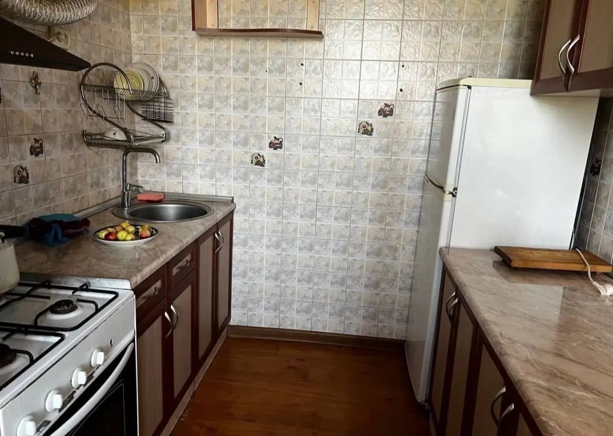 Аренда квартира якасарой Шота Руставели 3 хоналий нархи 550y.e. услуга агентство 50% — 3