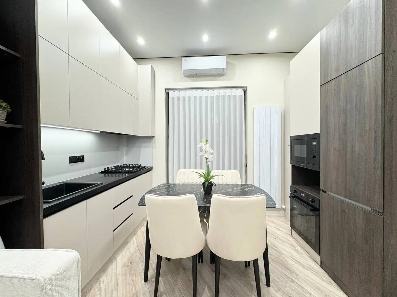 Продаётсяw 2-х комнатная квартира в ЖК Mirabad City  Ориентир: ул.Нукусская, Макро, Пос-во России, — 3