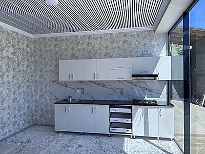 Yoz uchun fayzli dacha KORONA HAUS — 2