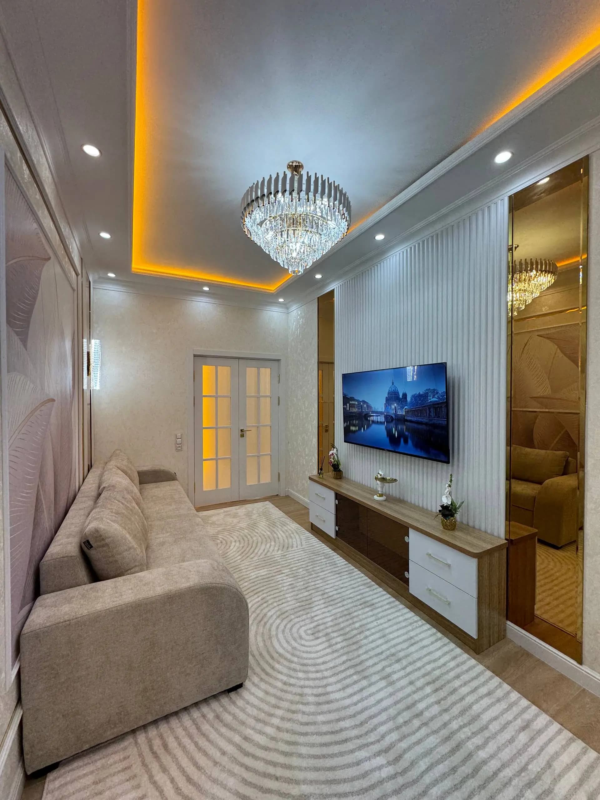 СРОЧНАЯ ПРОДАЖА 3КОМ Ориентир Соларис ЖК Lafayette — 1