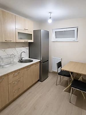Продается Мирзо Улугбек эко базар — 2