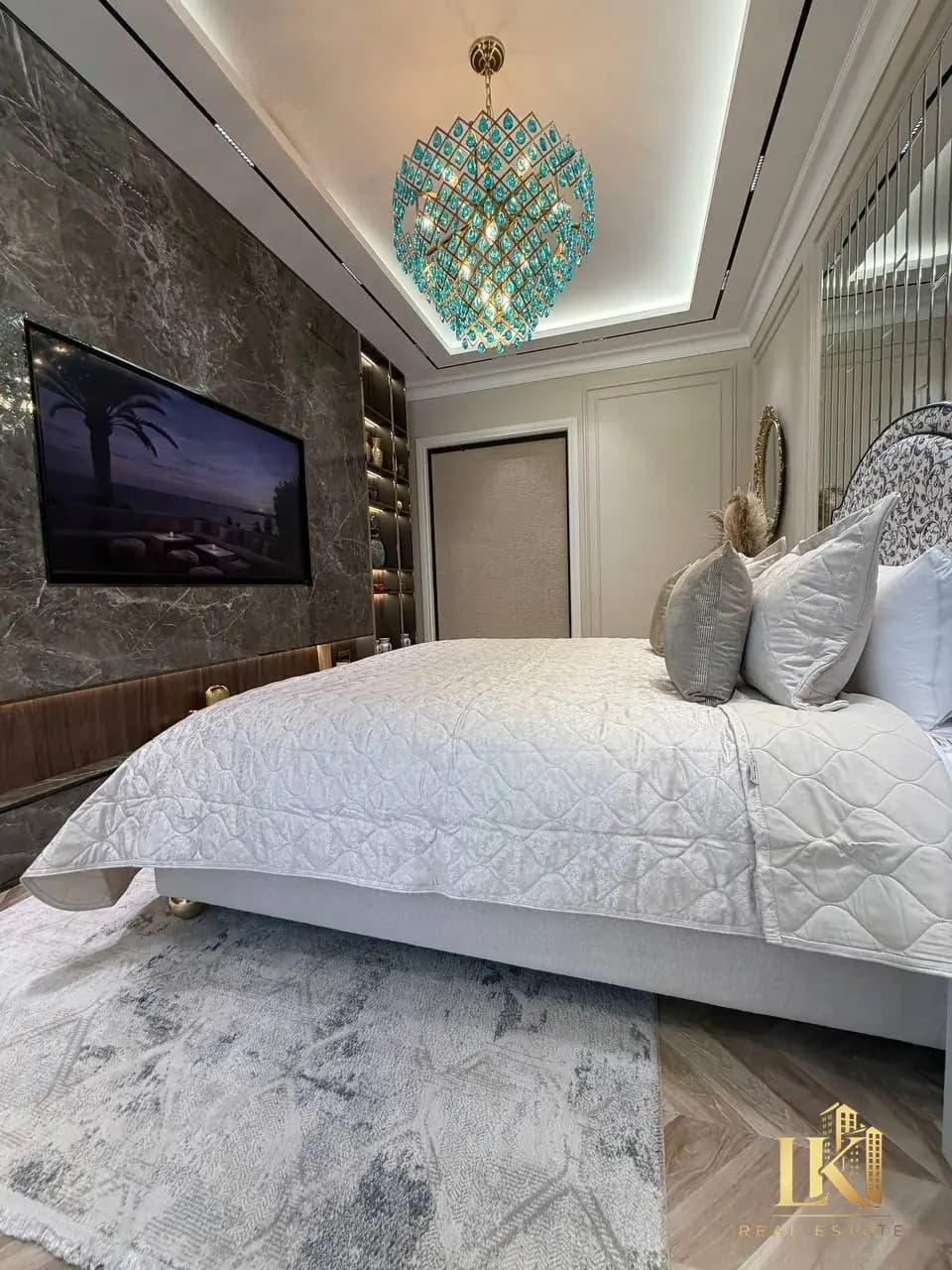 #9800 Продаётся: Мирабадский район Улица Нукусская НОВОСТРОЙКА ЖК "NRG OYBEK" Ор-р: "Shox Med Center — 3