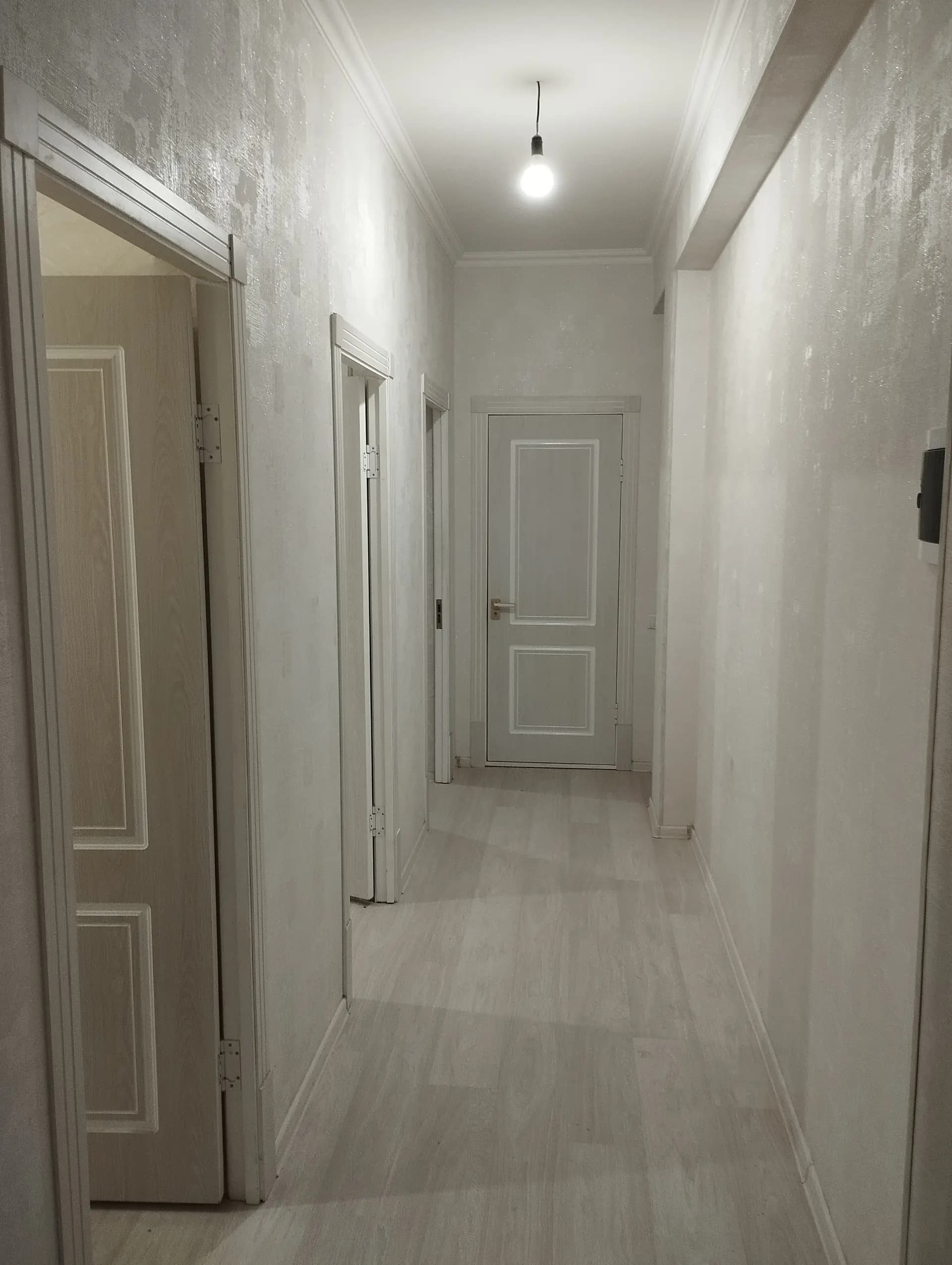 Продается квартира 2/1/2 новостройка дом кирпичный. Ор Миробадский района, Куйлук ул Муниса. — 2