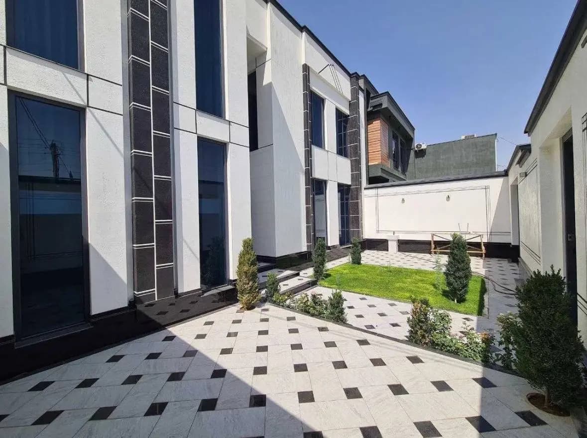 HOVLI UY SOTILADI!  Mirzo Ulug‘bek tumani Manzil: Tsiolkovskiy ko‘chasi — 2
