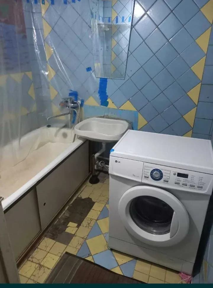 ARENDA: SERGELI TUMANI TURON METRO BEKATI — 4