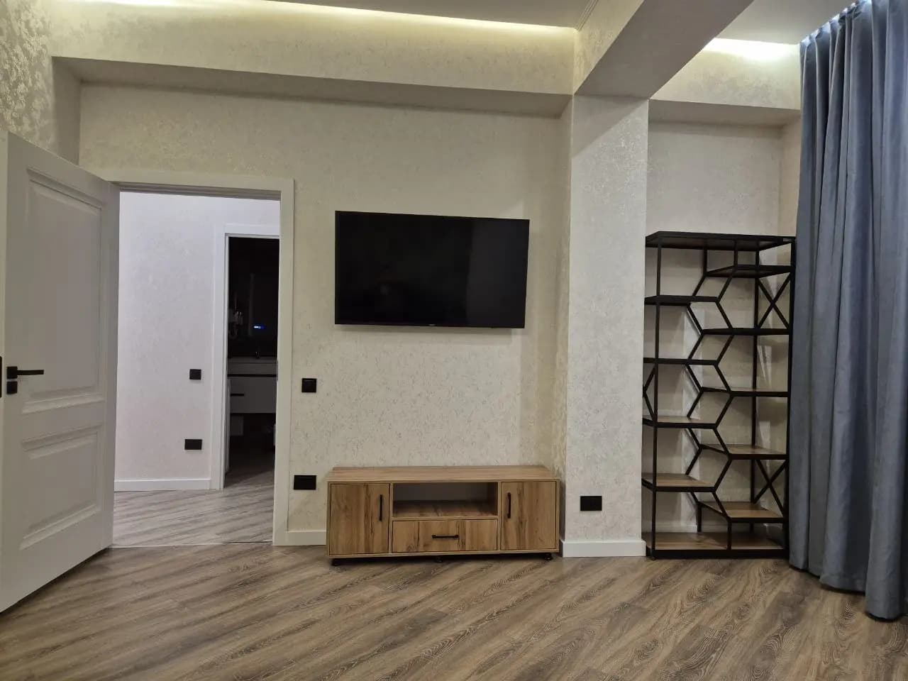 Продаётся 2 комнатная квартира новостройка Карасув-3 — 2