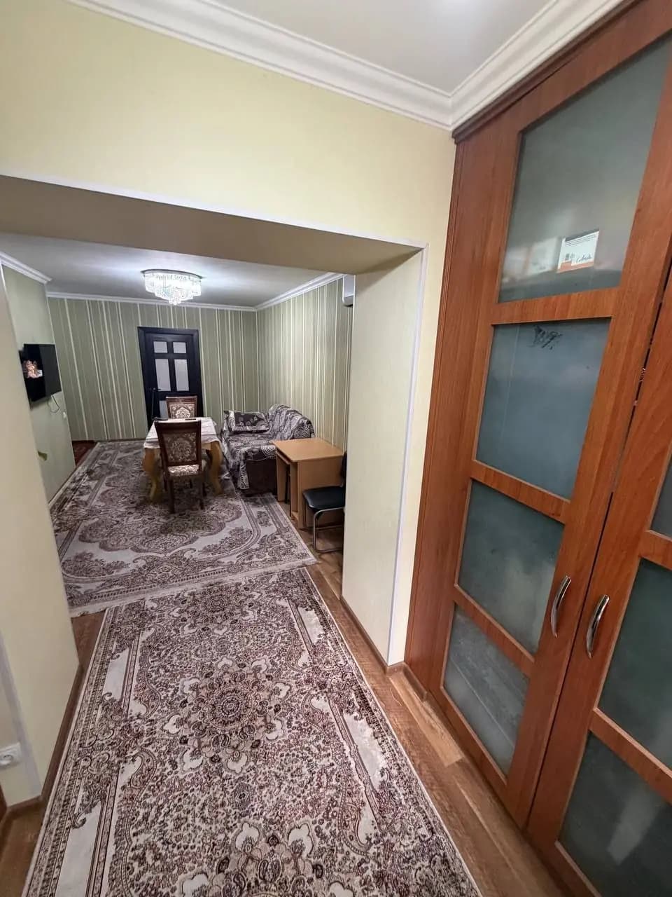 Ц-13, собственникG‘ijduvon Cafe2/2/4 · 58 м² · кирпичМебель, техника · автостоянка — 1