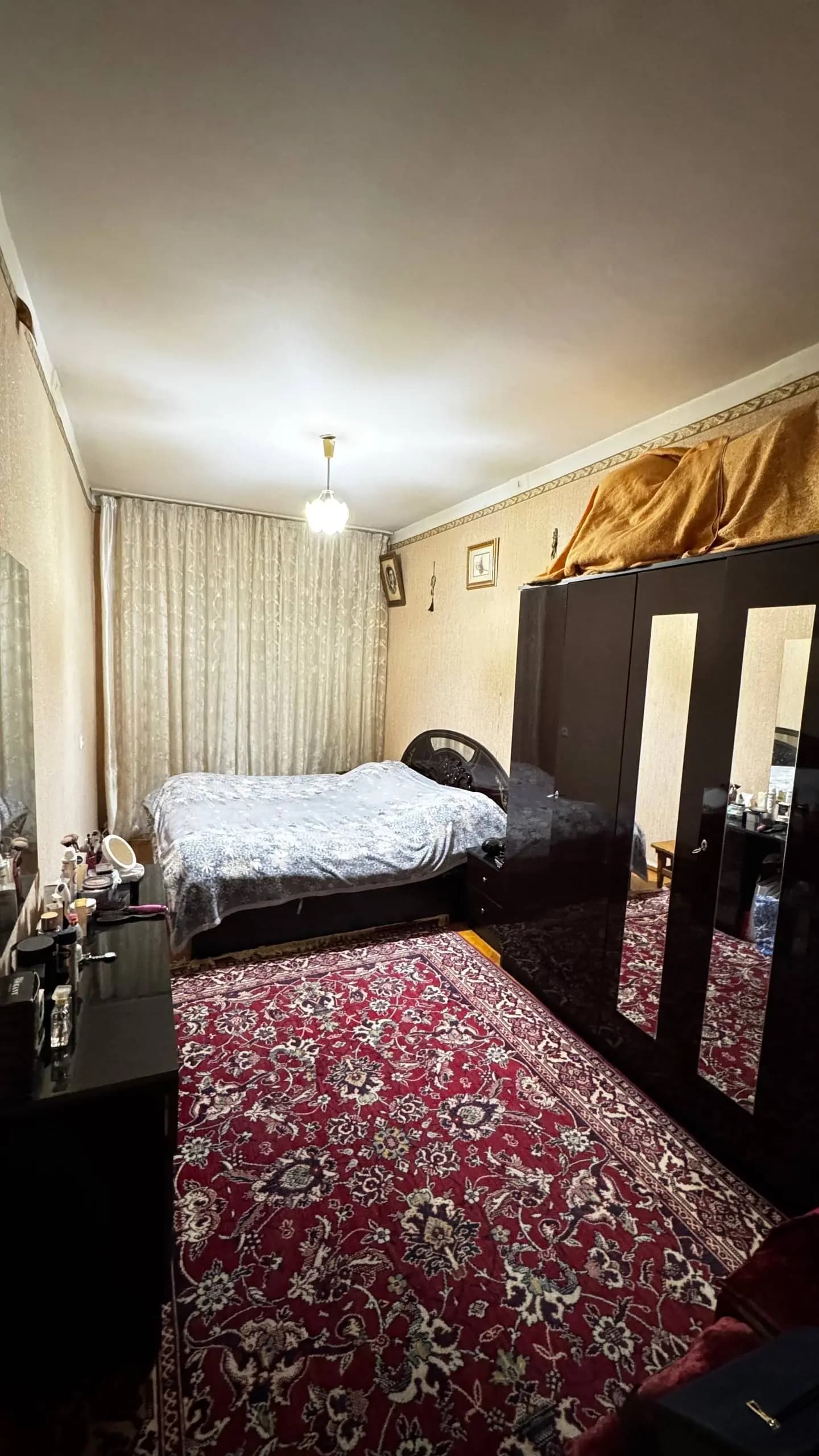 4 xona kvartira sotiladi Chorsu Jar, Shayxontohur tumani — 1