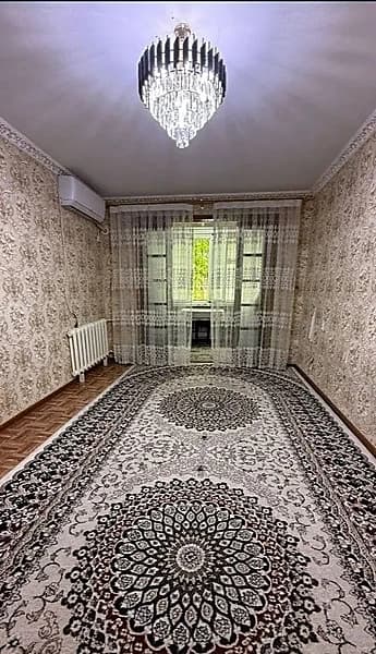 ~Чилонзор 17кв  2 хона каралевски етаж 4 етажли дом. — 1