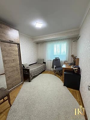 #9800 Продаётся: Мирзо-Улугбекский р-н м. Х. Алимджана ДАРХАН МОСКОВСКИЕ ВЫСОТКИ Ориентир: "Akay Cit — 5
