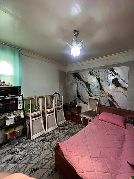 Uy sotiladi srocna obshiy dvor — 1