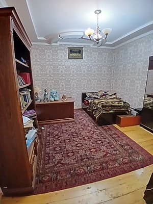 3 sotok 8 ta xona 2 ta sanuzel podval — 6