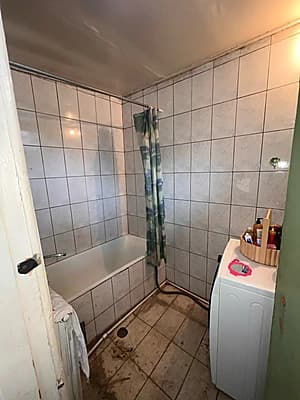 Uy sotiladi srocna obshiy dvor — 9