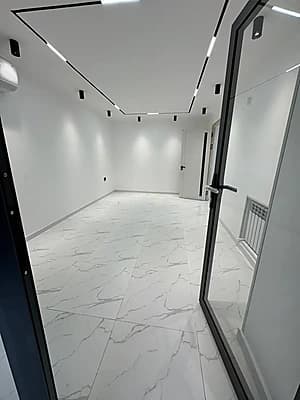 Yashnobod, Nejiloy Sotiladi — 2