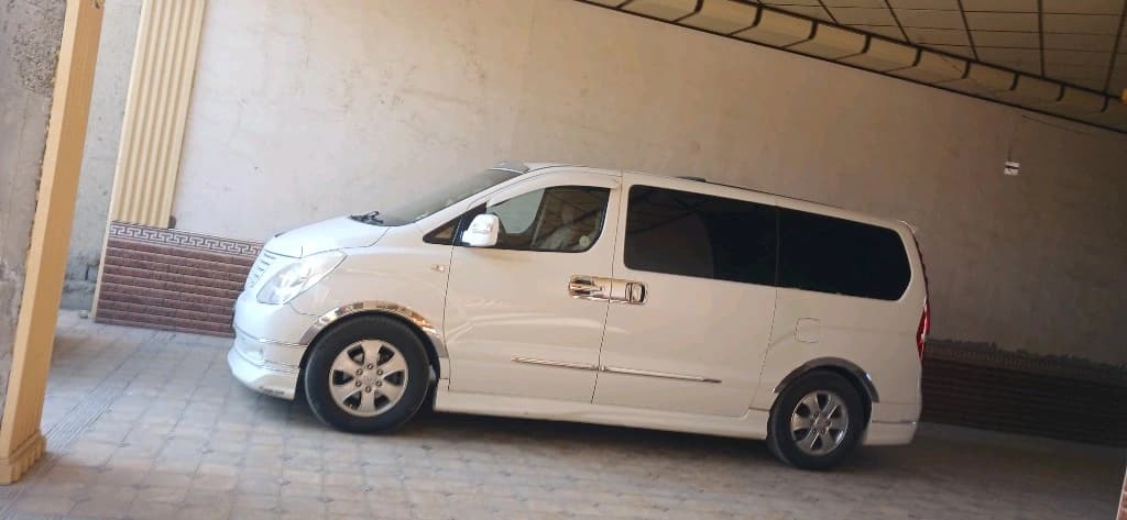 Hyundai Grand Starex 2009 — 2