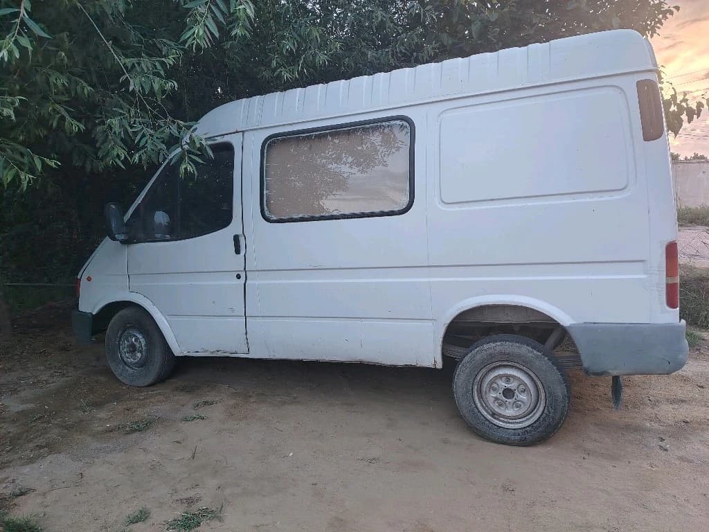 Ford Transit 1985 — 2