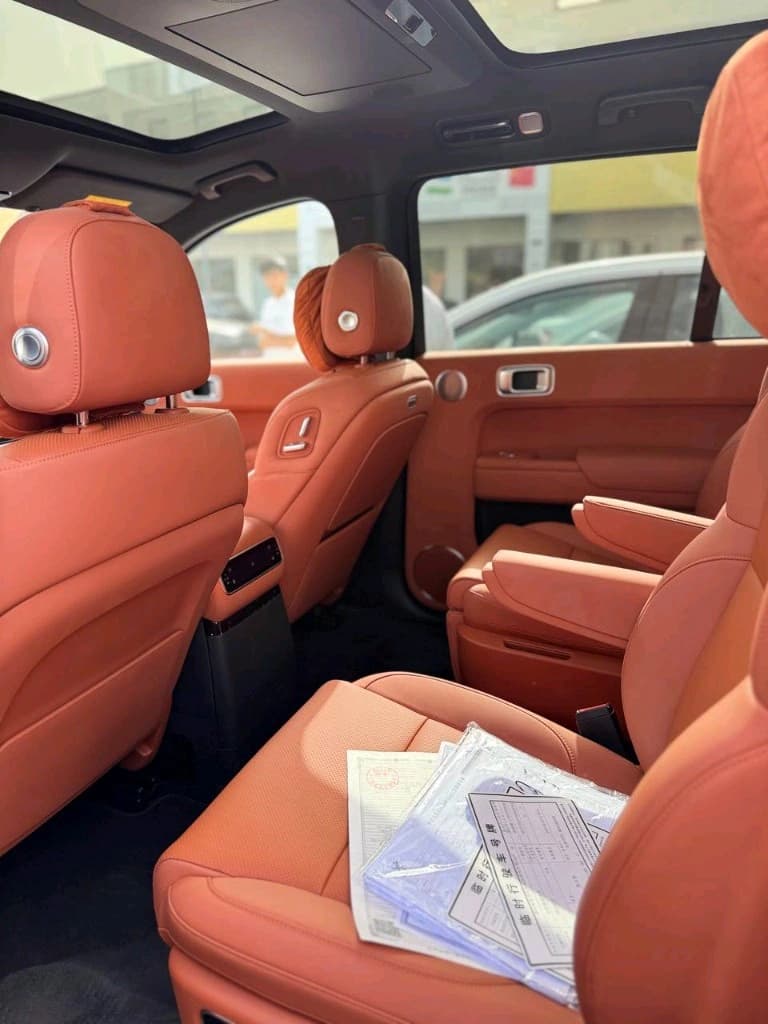 LiXiang L9 2025 — 4