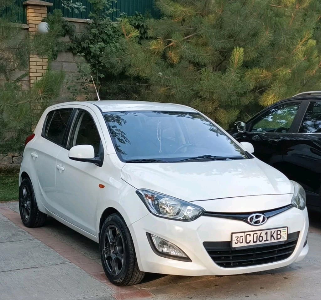 Hyundai i20 2013 — 1