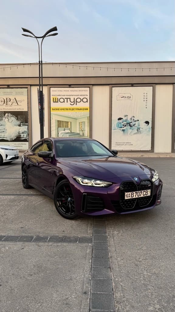 BMW i4 2023 — 1