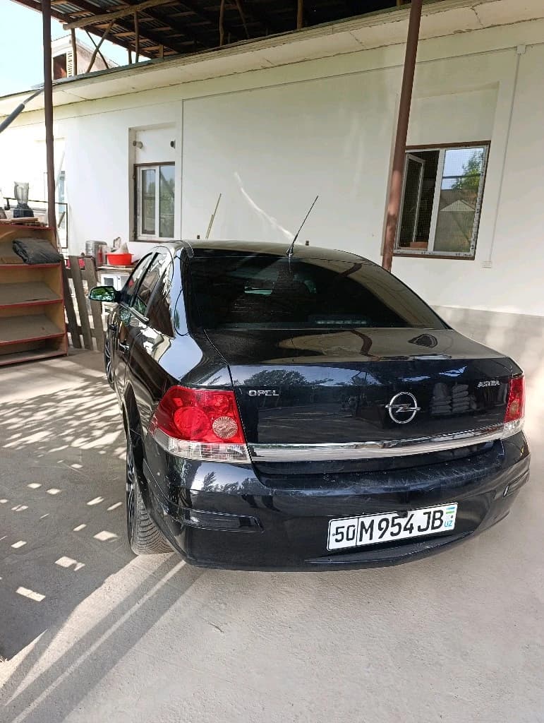 Opel Astra 2009 — 4