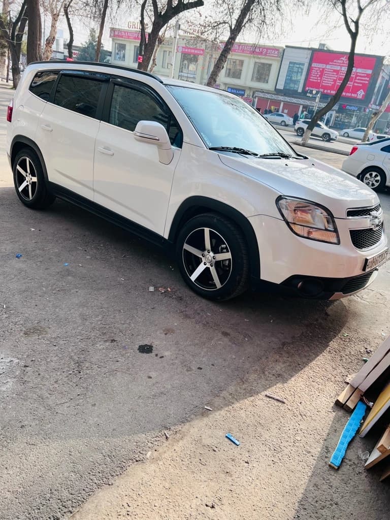Chevrolet Orlando 2016 — 3