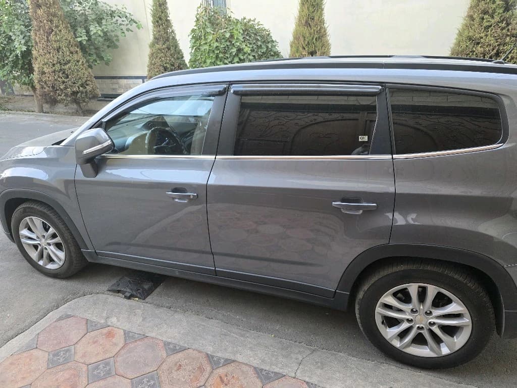 Chevrolet Orlando 2017 — 3
