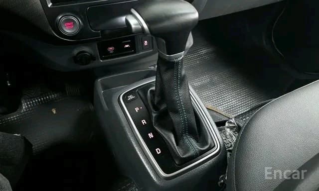 Kia Bongo 2023 — 10