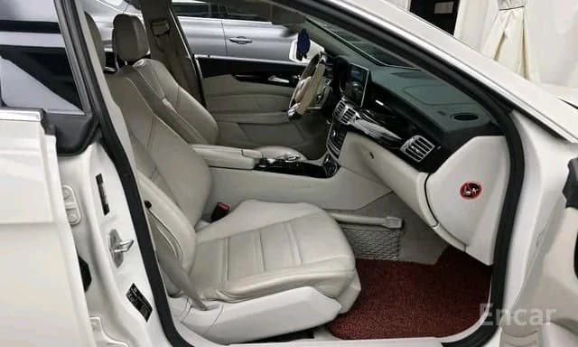 Mercedes-Benz CLS AMG 2015 — 8