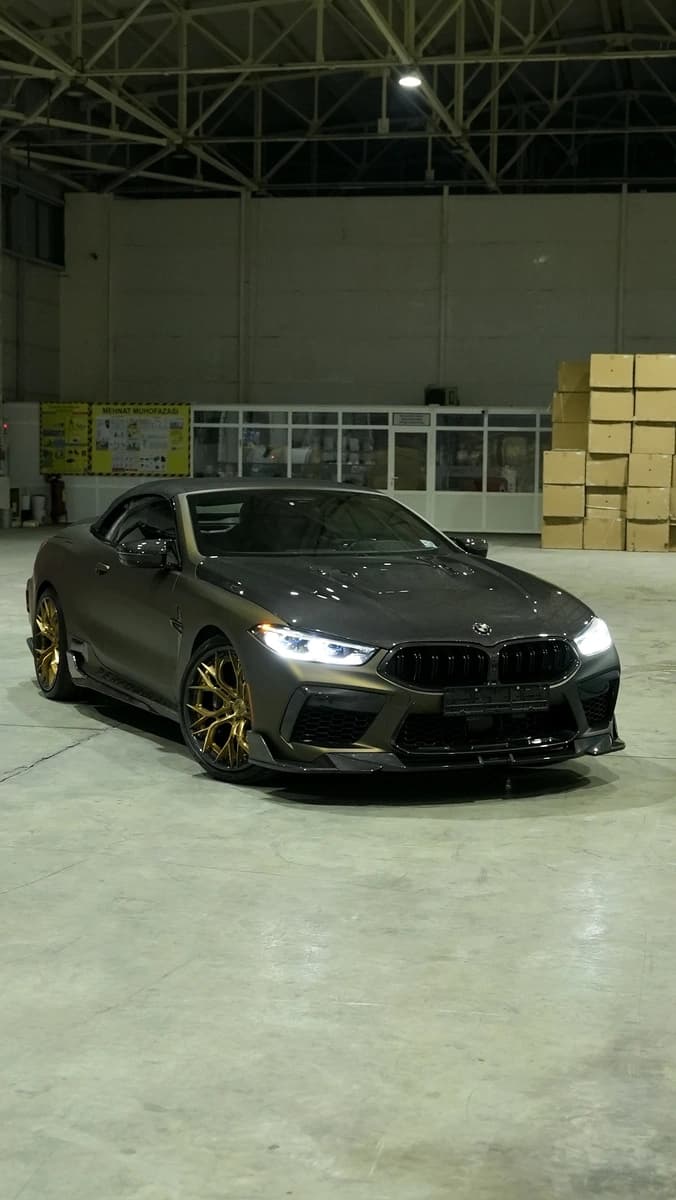 BMW M8 2021 — 2