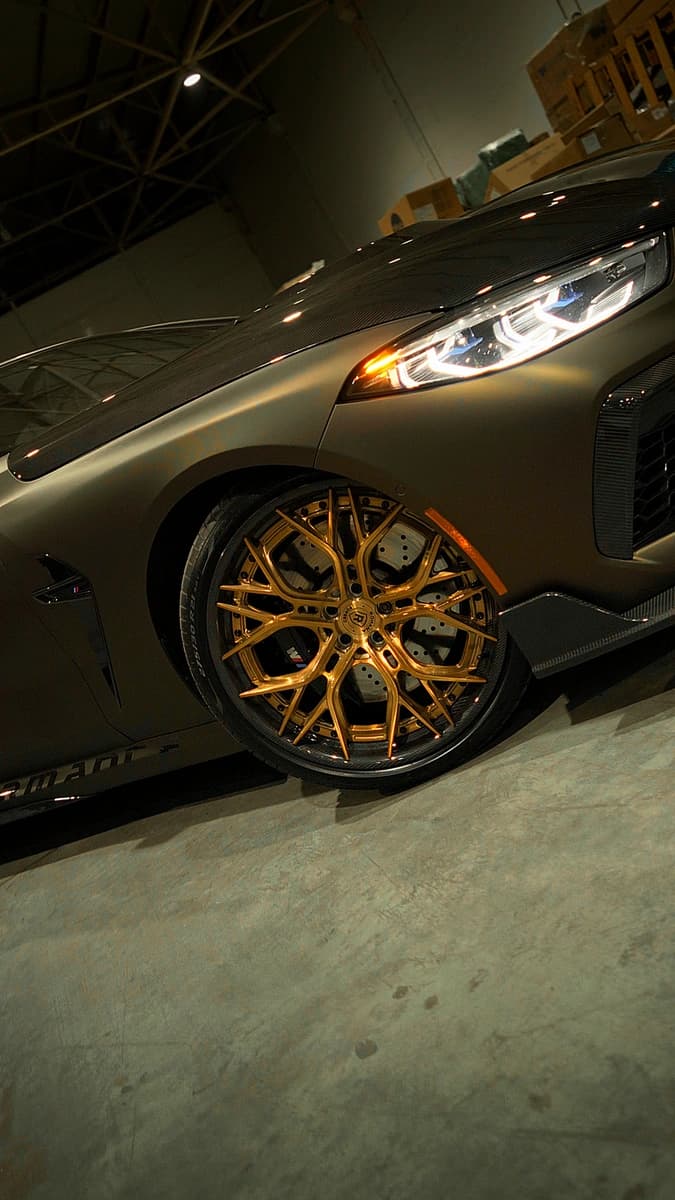 BMW M8 2021 — 8