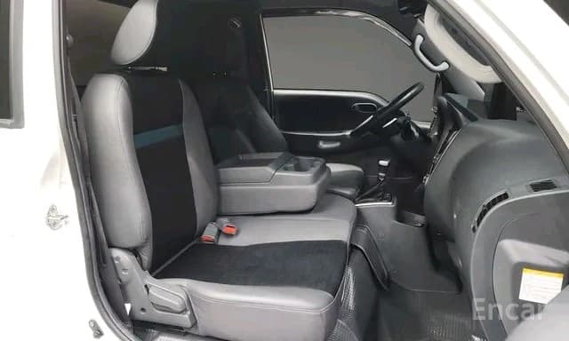 Kia Bongo 2023 — 7