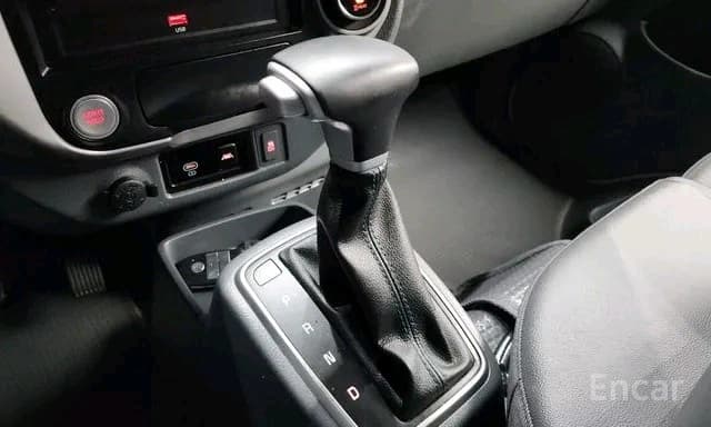 Kia Bongo 2023 — 10