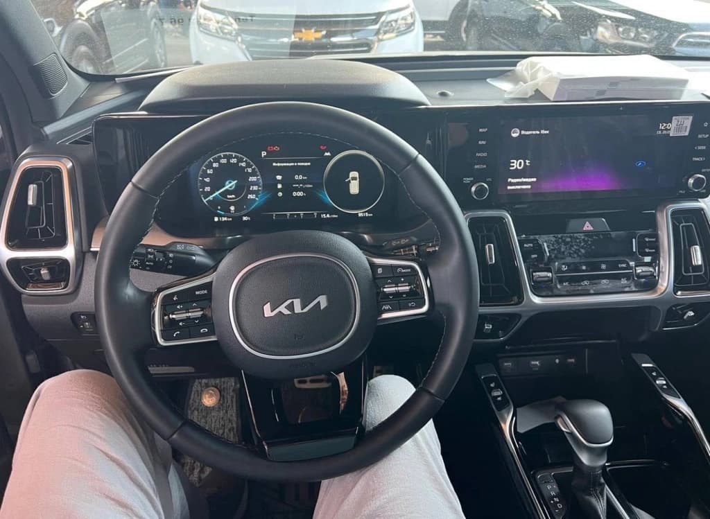 Kia Sorento 2023 — 3