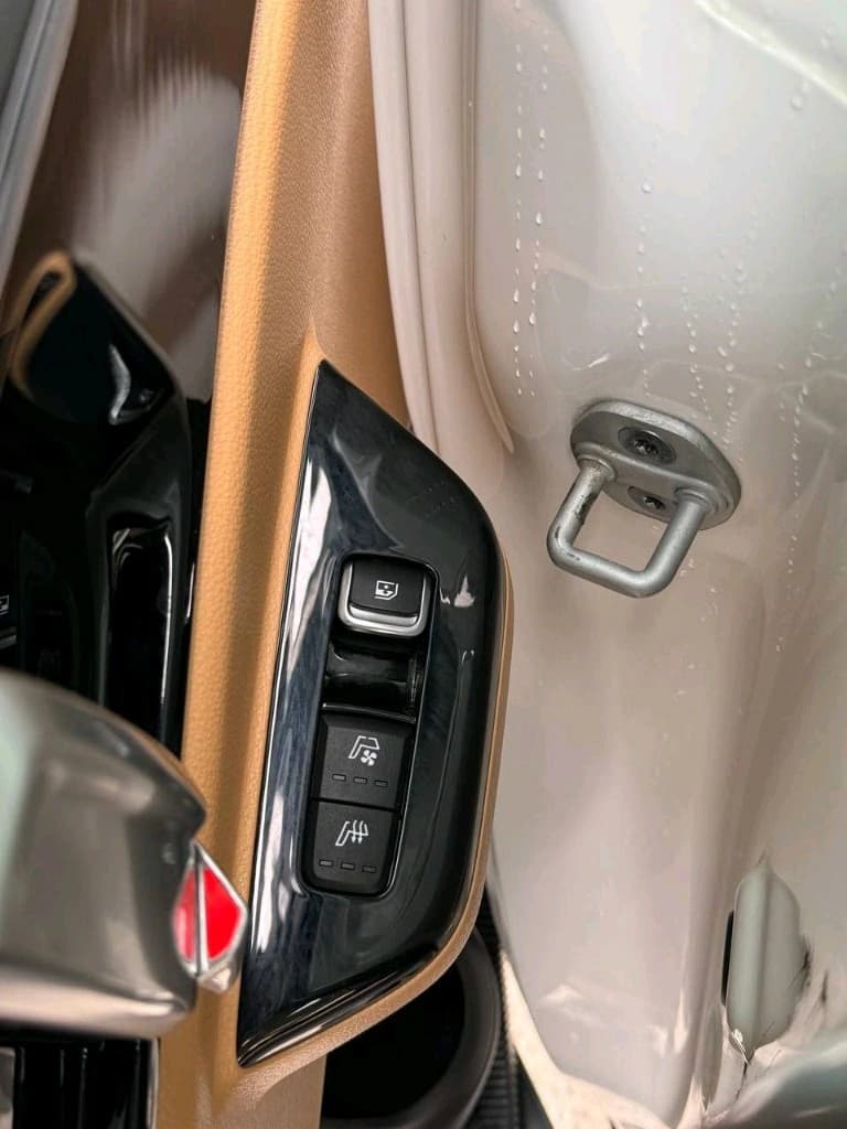 Kia Carnival 2023 — 3